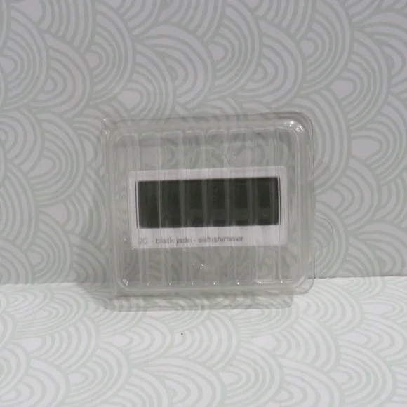 CLINIQUE💥SOFT SHIMMER EYESHADOW #2C BLACK JADE REFILL💥 - Picture 3 of 5